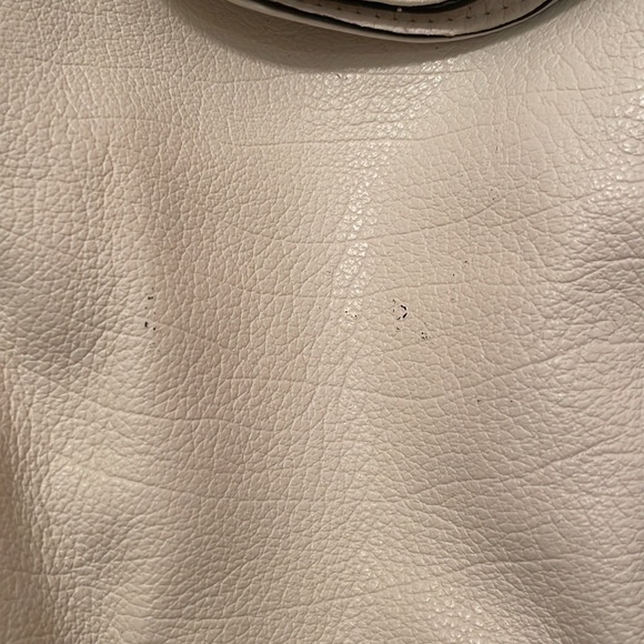 orYANY Danielle Genuine Italian Leather Handbag w/ Shoulder & Cross Body Straps - Picture 3 of 5